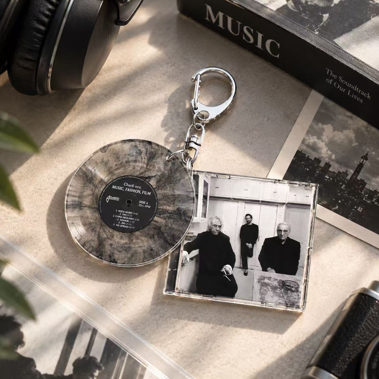 C-Charli Xcx Keychain，Music，Fa - Phone Accessories Charms recension och pris