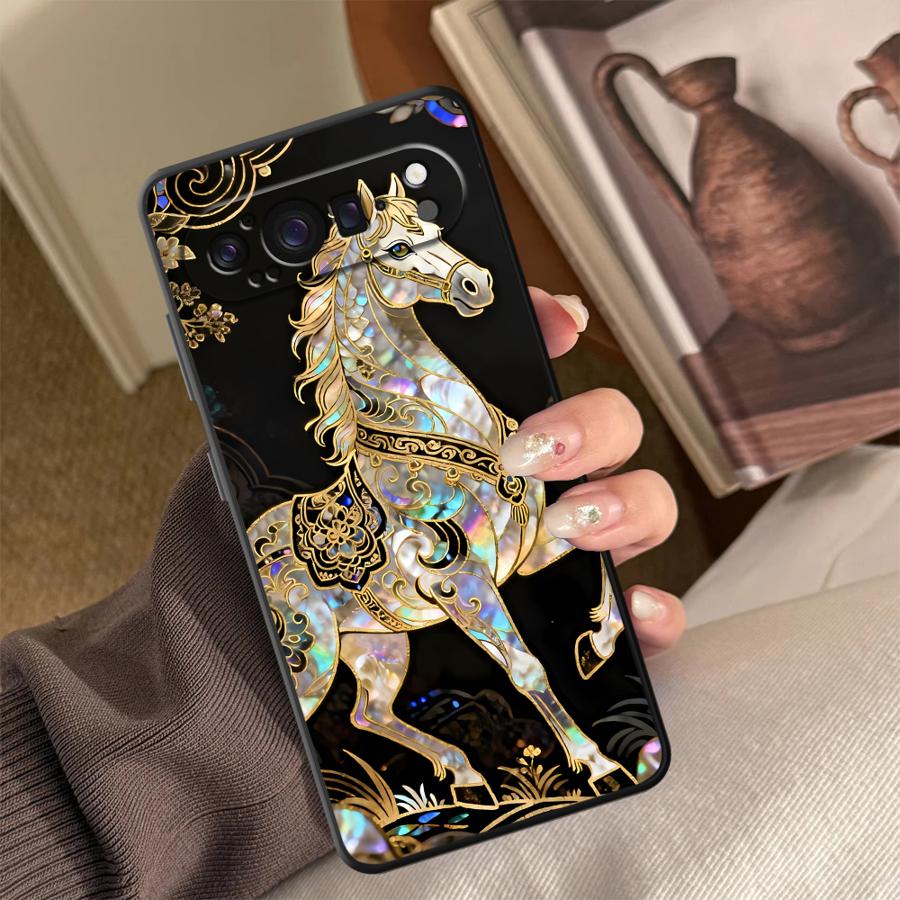 Lucky Horse Funda Phone Cover  - Google Pixel 9 Pro recension och pris
